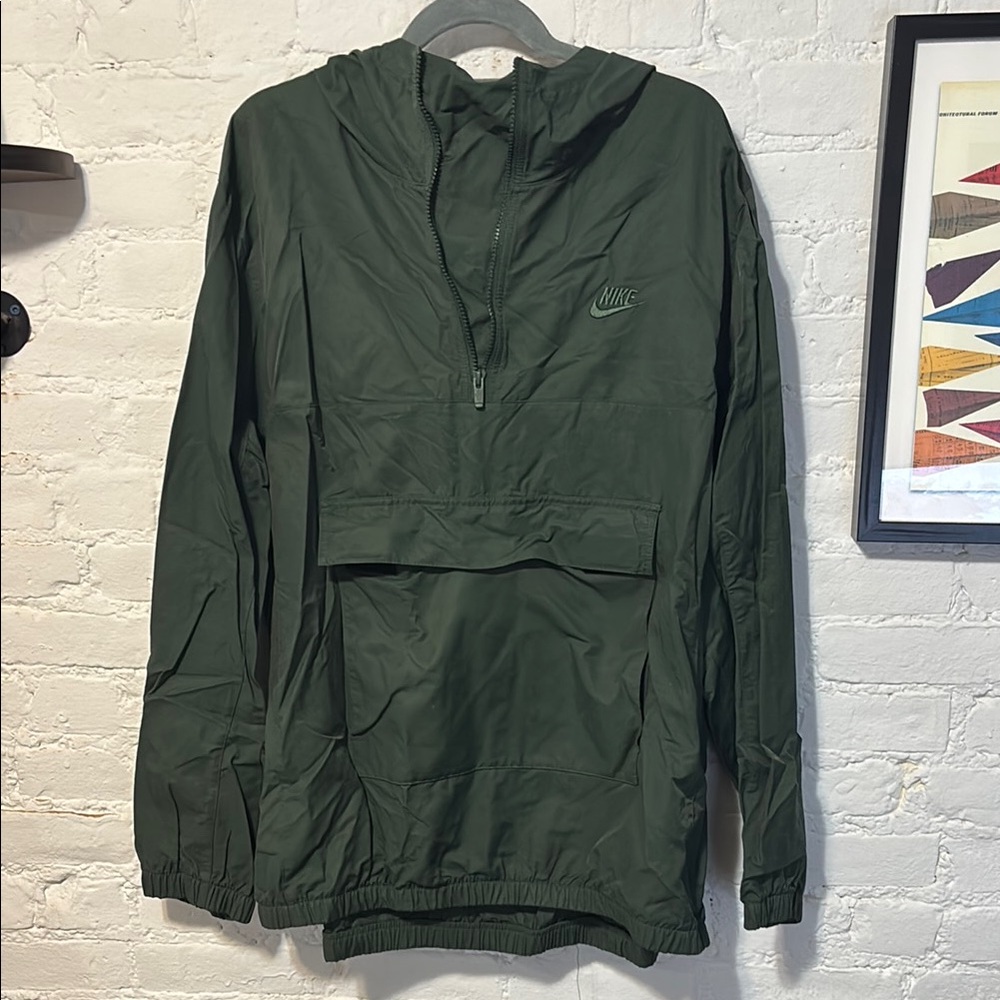 Nike Green Windbreaker Lightweight Hooded Jacket